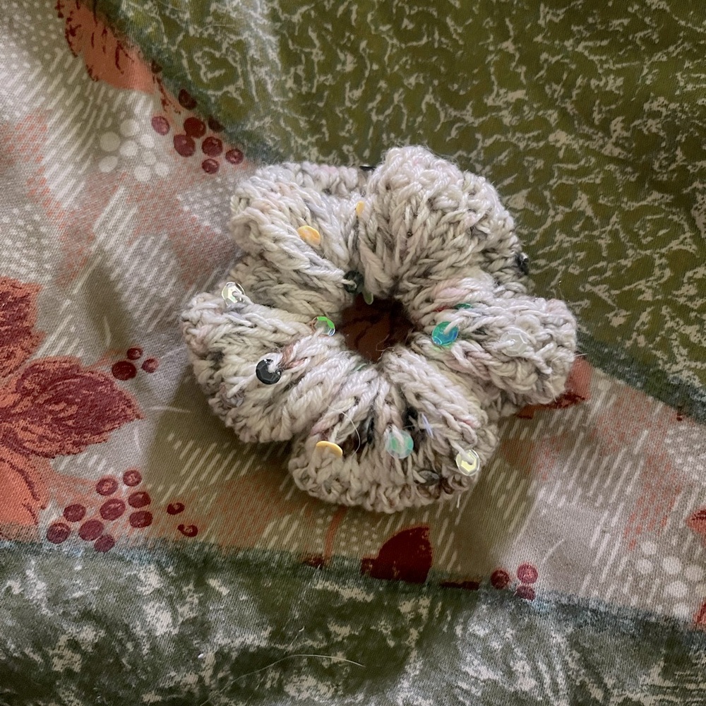 Elegant Cream Knit Hair Scrunchie